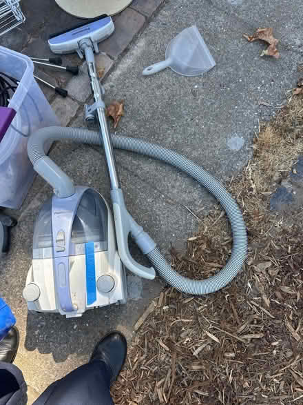 Photo of free Panasonic vacuum cleaner (Alameda West End) #1