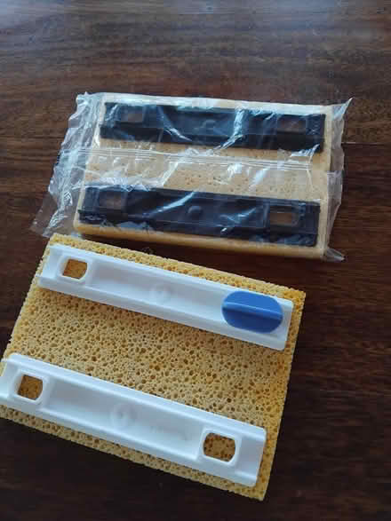 Photo of free Flat sponges for mop. - clip on (Leigh on Sea) #2