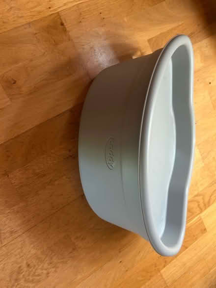 Photo of free zimmer frame caddy (Northcourt OX14) #1