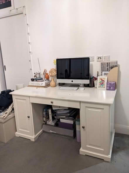 Photo of free Large white desk in NW9 (Fryent NW9) #1