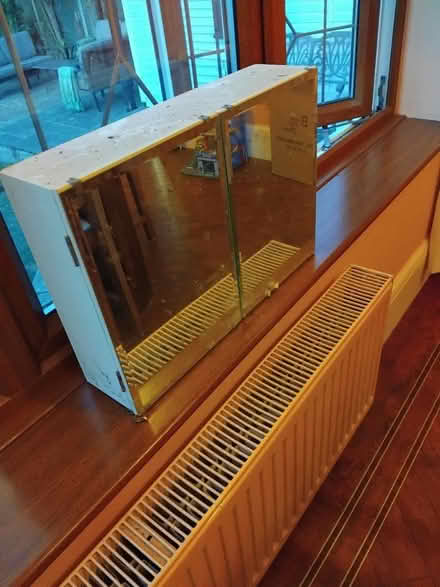Photo of free Bathroom cabinet (Leigh on Sea) #1