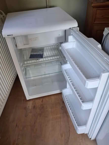Photo of free Fridge and freezer (Totton..SO40) #2