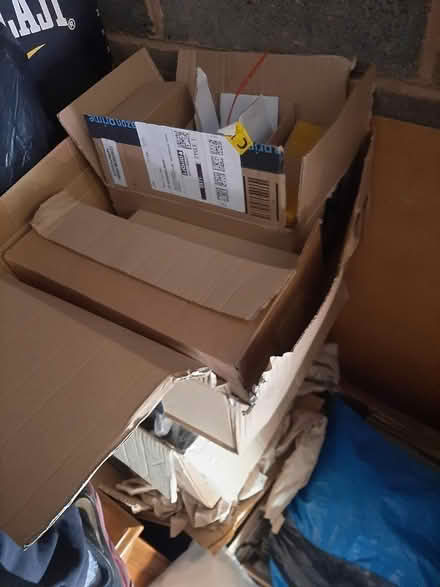 Photo of free Boxes and packing materials (Darlaston WS10) #3