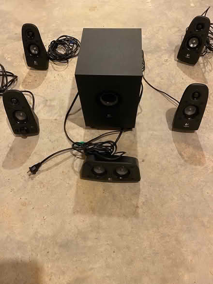 Photo of free Logitech 5.1 speakers for computer (East Centreville) #1