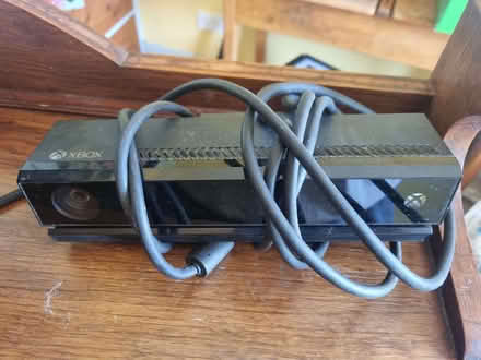 Photo of free Kinect camera for an xbox (Enfield EN1) #1