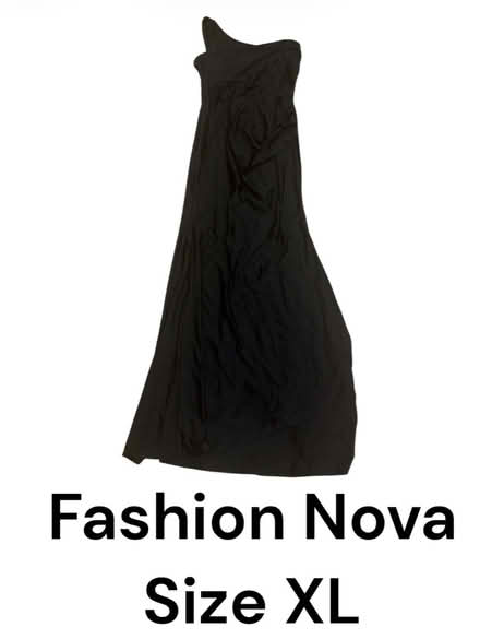 Photo of free Fashion Nova Dress (Brooklyn Storage) #1