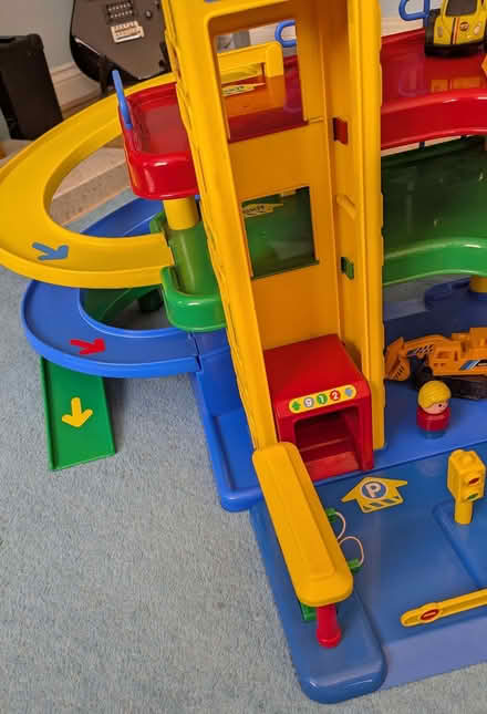 Photo of free ELC Toddler Parking Garage (Bromsgrove B61) #3