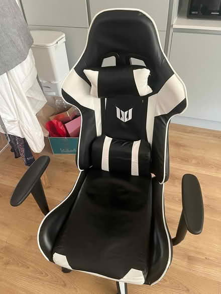 Photo of free Gaming/office chair (W5 2XA) #1