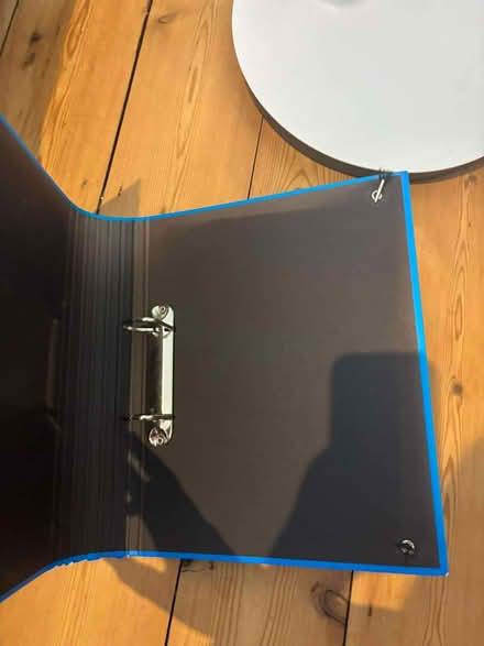 Photo of free 3 ringbinder folders (South Croydon CR2) #2
