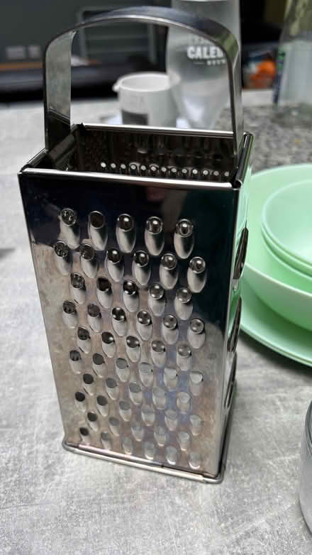 Photo of free Assorted kitchenware – plates, cutlery, bowls, pots and pans (Kings Buildings EH9) #4