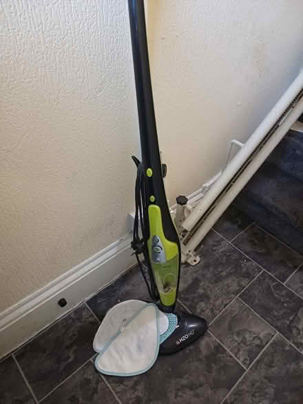 Photo of free H2O HD Steam mop and vielda bucket (Peckham SE15) #1