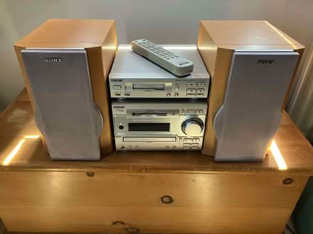 Photo of free Sony mini hi fi system (Lewes BN7) #1