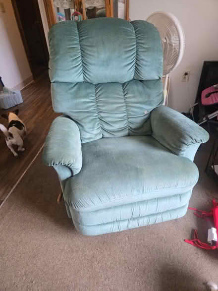 Photo of free Lazy boy brand (Howell, MI) #2