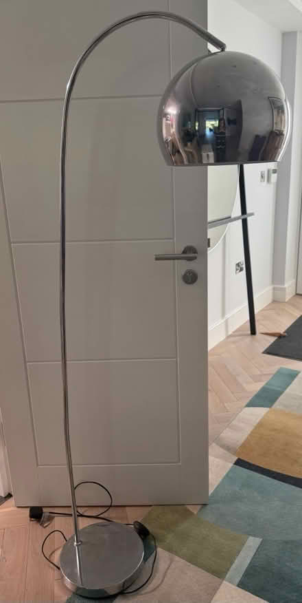 Photo of free Arched floor lamp (Cockfosters EN4) #1