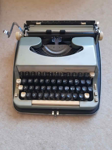 Photo of free Imperial typewriter - not working (Kidlington OX5) #1