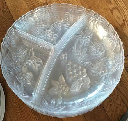 Photo of free fancy plastic divided plates (Highland Park) #1