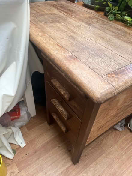 Photo of free Wooden desk collect today/tonight (Wandsworth SW18) #1