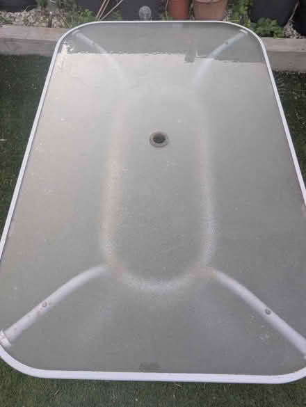Photo of free Garden table (Cr41at) #3