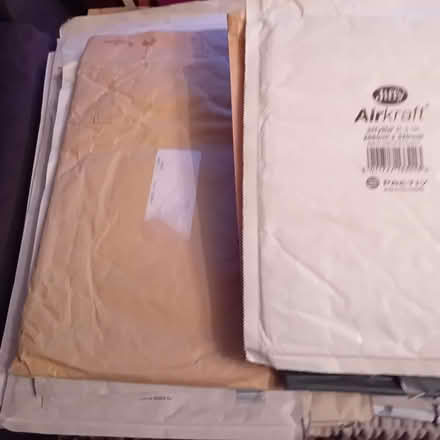 Photo of free jiffy bags and envelopes all different sizes (Old Harlow CM17) #3