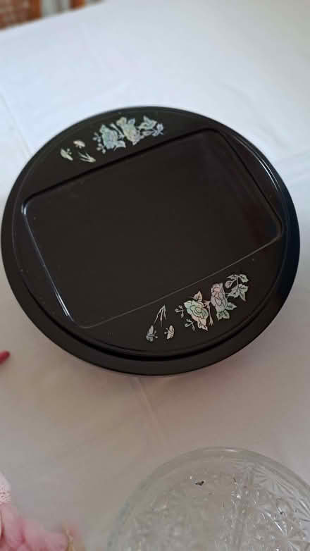Photo of free Oriental style lazy susan. (Sherrard's Green WR14) #1