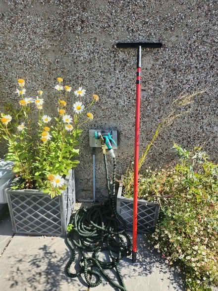 Photo of free Long extendable pole 3.5 m (Drylaw EH4) #1