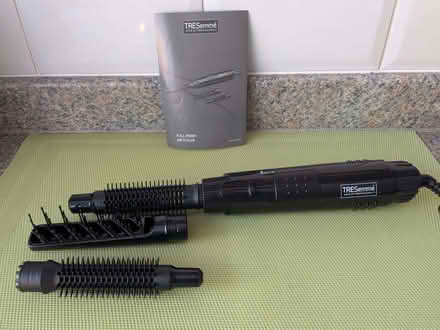 Photo of free TRESemme Full Finish Air Styler (Beulah Hill SE19) #1