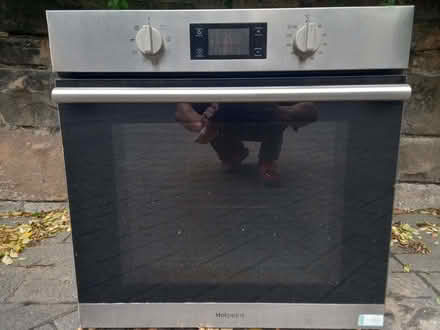 Photo of free used integrated oven and associated trays (Haymarket EH11) #1