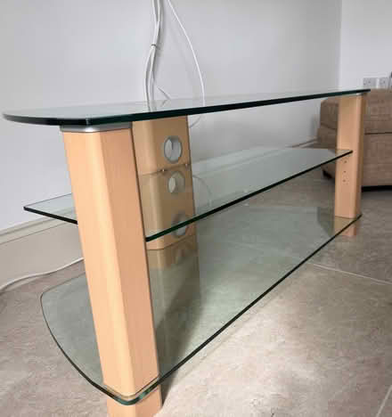 Photo of free TV stand with glass shelves (Glusburn BD20) #2