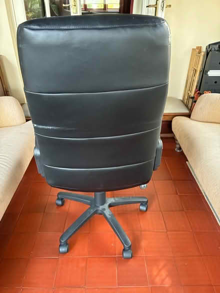Photo of free Office swivel chair (Isleworth TW7) #2