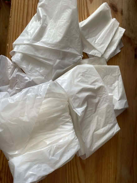 Photo of free 5 aprons, thin plastic (Broadwater BN14) #2