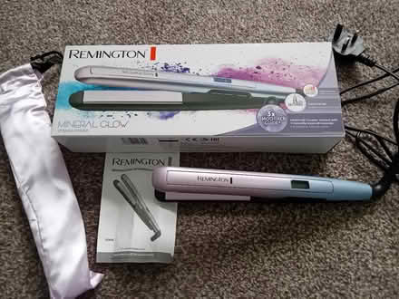 Photo of free Remington hair straightener (WA13. Lymm area) #2