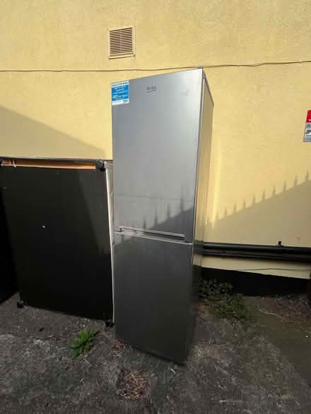 Photo of free fridge freezer (Hendon, The Hyde NW9) #3
