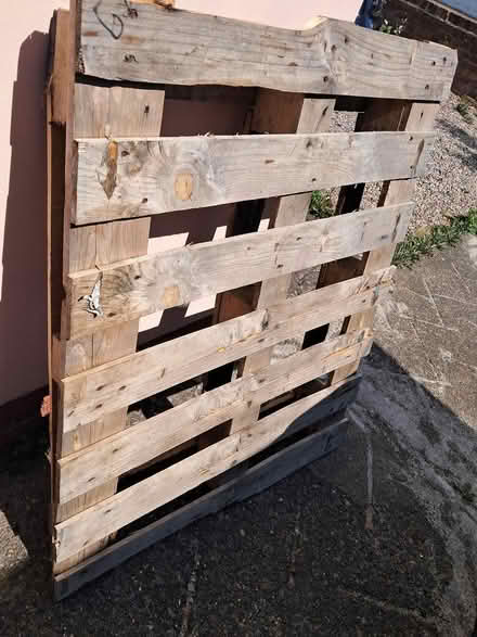 Photo of free Wooden pallet (Upton CH2) #1