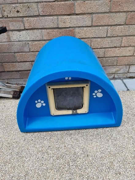 Photo of free Outdoor Cat House (Worle BS22) #1