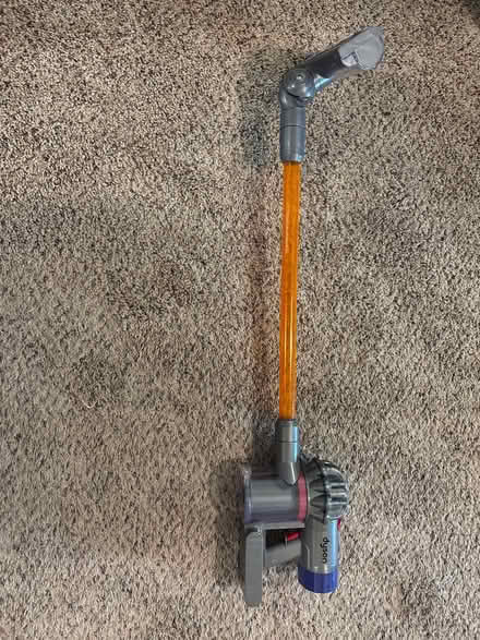 Photo of free Pretend play Dyson vacuum (Elkridge (near Deep Run ES)) #1