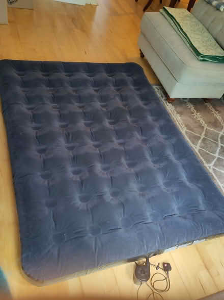 Photo of free King size air bed (Bruntsfield EH3) #1