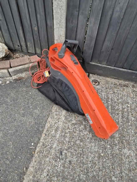 Photo of free Garden blower/hoover combi (Blackheath, SE13) #1