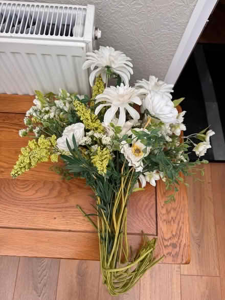 Photo of free Artificial flowers (Spondon derby DE21) #2