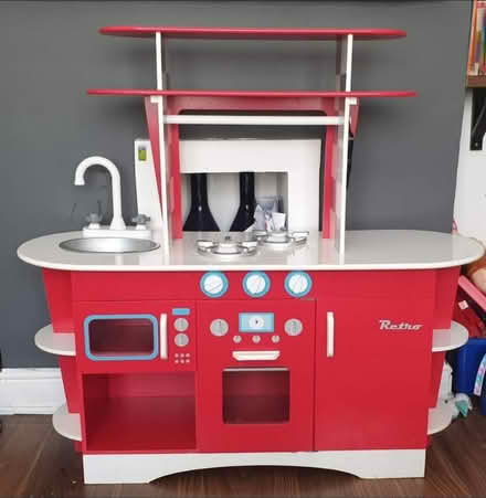 Photo of free Kids play kitchen (Quinton B32) #2