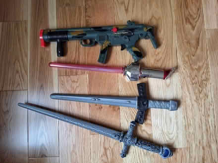 Photo of free Toy Play weapons (Harrogate HG2) #1