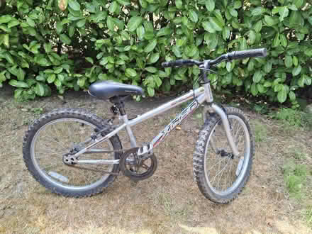 Photo of free Kids bike #2 (Kt16 0qu) #1