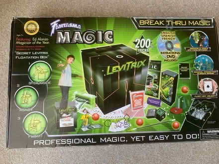 Photo of free Box of magic tricks for kids (Northchurch HP4) #2
