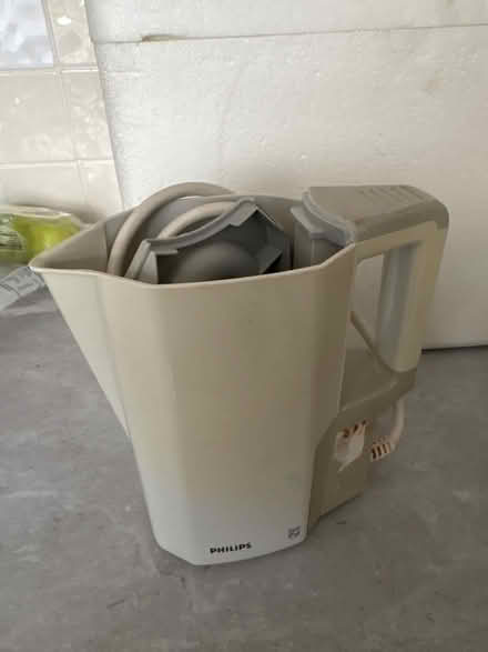 Photo of free Small kettle (Hala LA1) #1