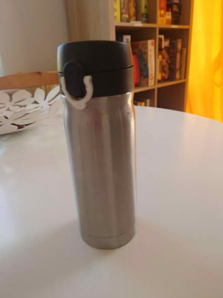 Photo of free Vacuum flask with drinking lid (Abbey Fields OX14) #1