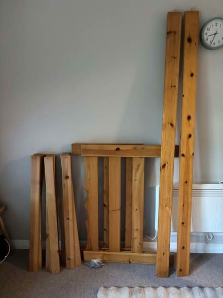 Photo of free Single bed frame (Wimbledon SW19) #1