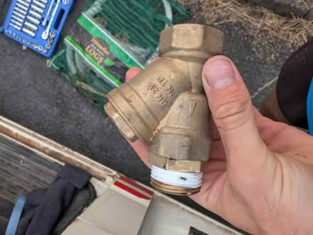 Photo of free 1 inch Y strainer (Tq110er) #1