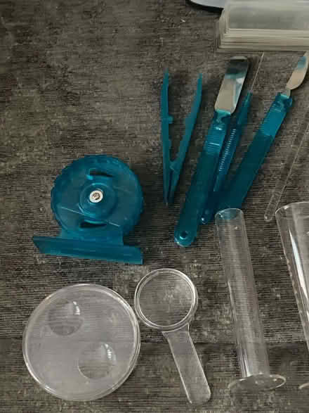 Photo of free Bio. Set (Charlton) #2