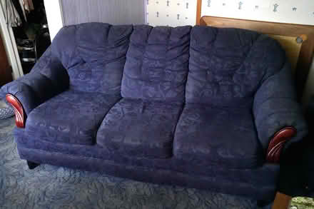 Photo of free 3-seater settee and armchair (Havant PO9) #1