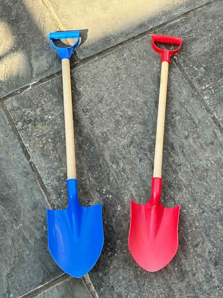 Photo of free Children’s beach shovels (Beckenham BR3) #1