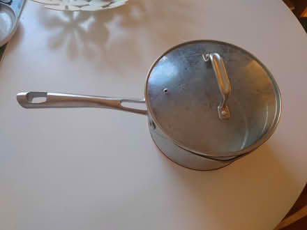 Photo of free Large saucepan with lid (Abbey Fields OX14) #1